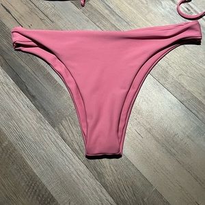 Skatie Bikini Dylan Bottoms